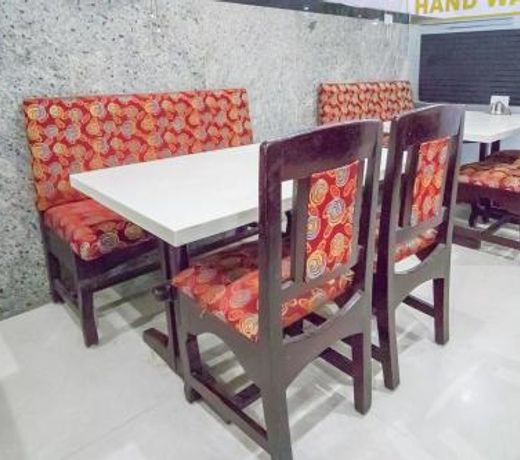 OYO 13300 Hotel New Platinum