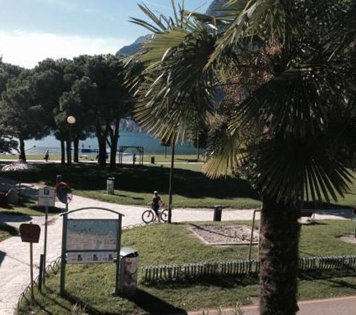 Appartamento Fronte Lago
