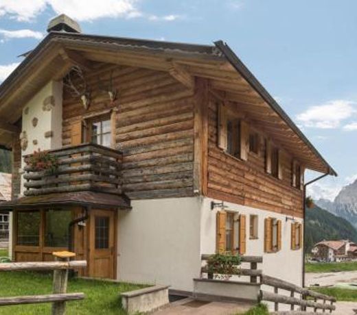 Chalet Crepes De Sela