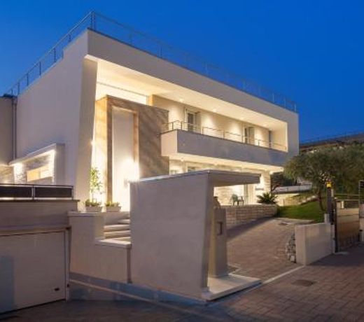 Villa Aurora-Holiday Home APT3