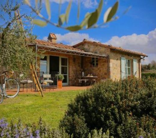 La Casina della Quercia, Your Tuscan Oak Tree House