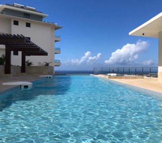 Alicia's Sky flat on the heights with nice view on the sea and Papeete