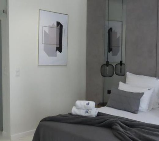 EL Apartments - Aries