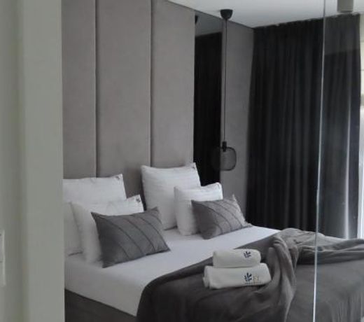 EL Apartments - Aries