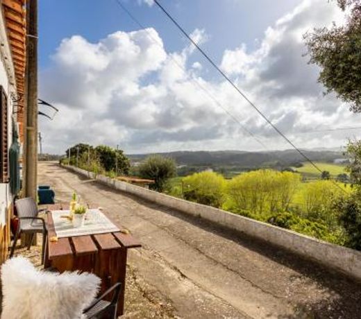 Cottage in historical town of Aljezur