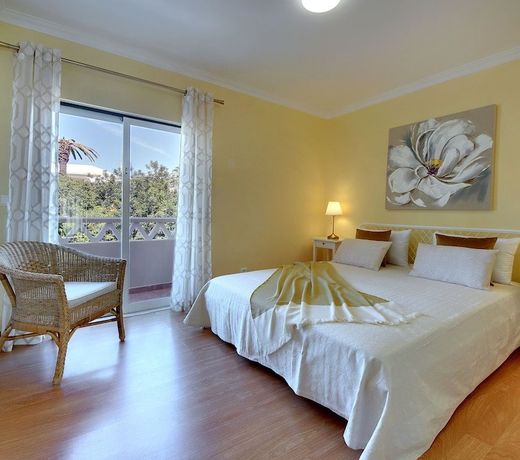 Eagle Eye Villa