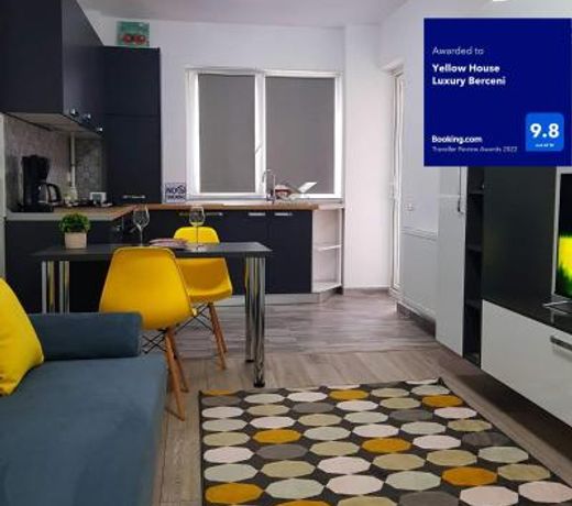 Yellow House Luxury Berceni