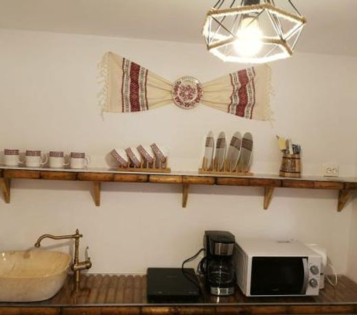 Traditional Boutique