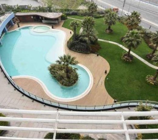 Lux 2 Room Suite Apartment With Seaview In Center