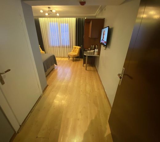 Martin City Hotel