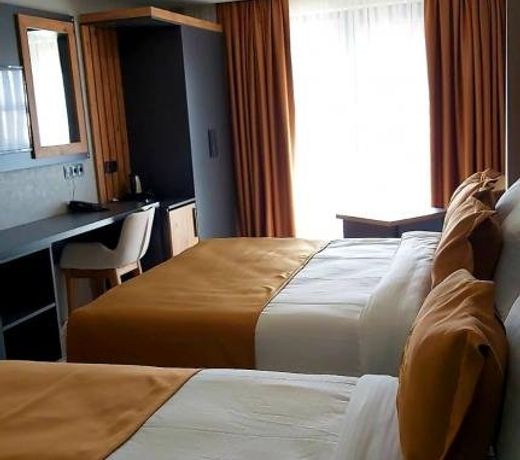 RUA WORLD HOTEL
