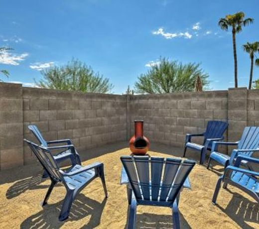 Newly Remodeled Mesa Home with Backyard and Fire Pit!