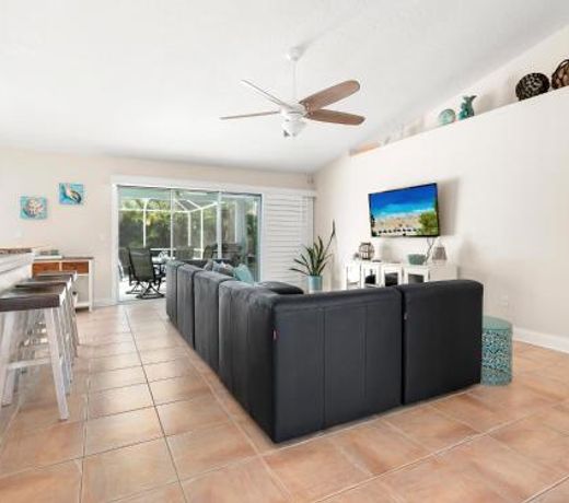 Complete SeaRenity, 4 BRs, Private Pool, Walk to Beach, Sleeps 8