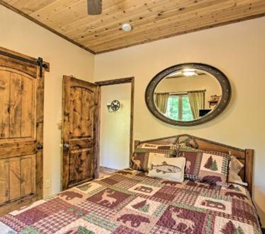Spacious Fish Haven Cabin with Game Room and Deck!