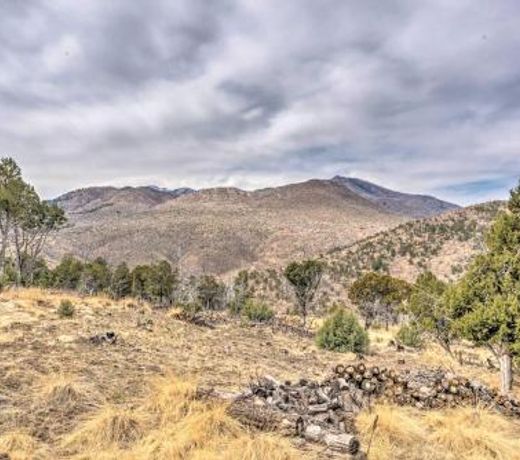 Ruidoso Area Retreat with Stunning View and Sauna
