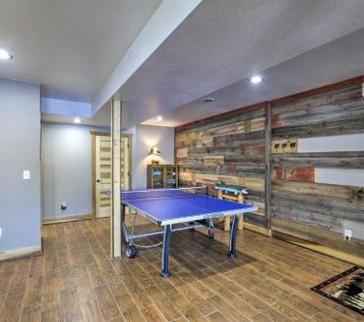 Inviting Irma Cottage with Silver Lake Access!