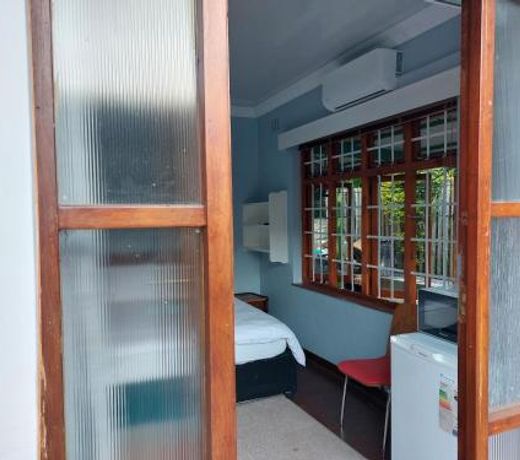 Luvuyos Guest House Pmb