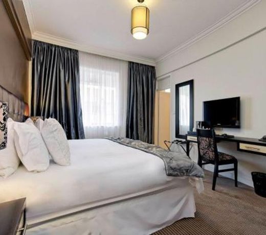Ascot Hotel