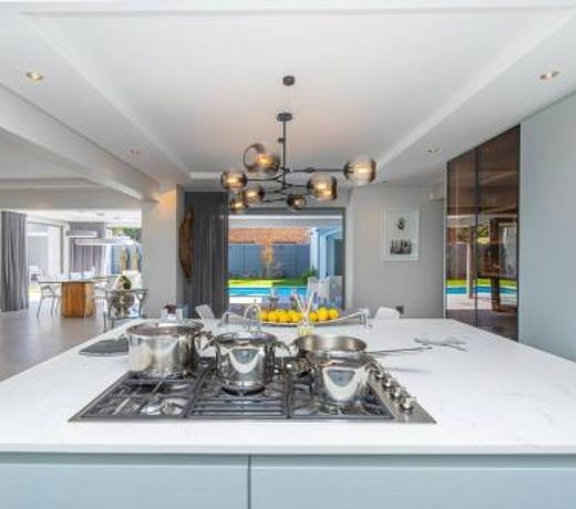 Stunning Villa de Soleil
