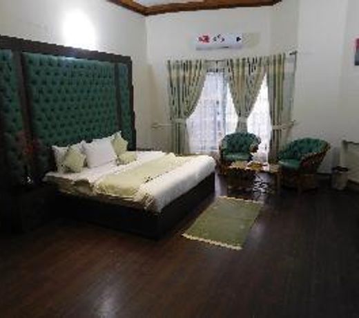 Casa Blanca Executive