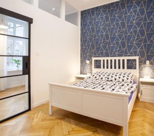 Victoria Apartment