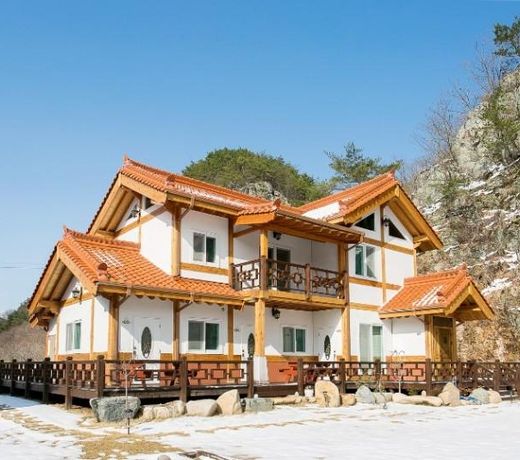 Gyeongju Hanok Kkotjam Pension
