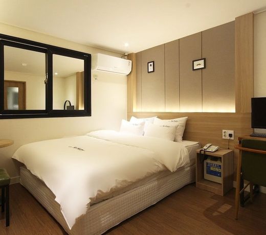 Changwon Jinhae Hotel Two Heart
