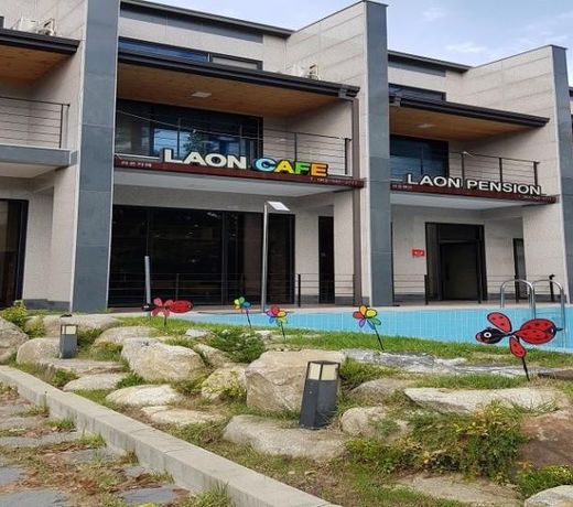Gimje Laon Pension