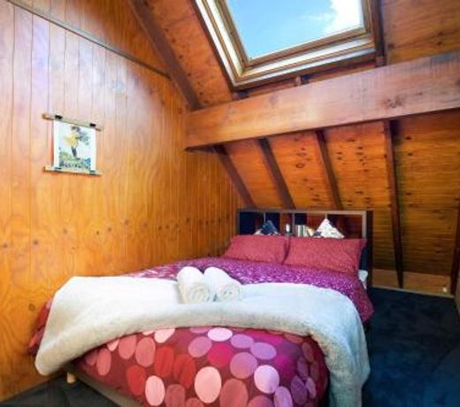 Honeysett Lodge
