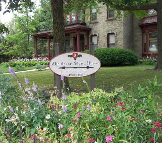 Jesse Stone House Bed and Breakfast