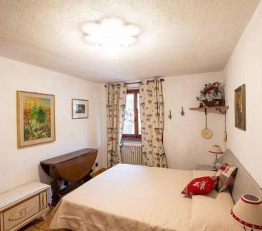 ALTIDO Pre-Saint-Didier flat for 6 with parking