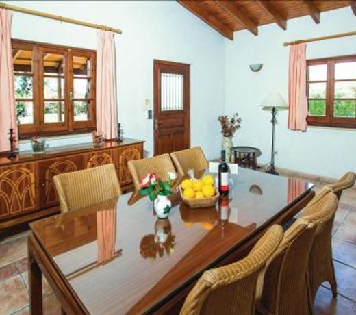 Holiday home Laatchi OP-1758