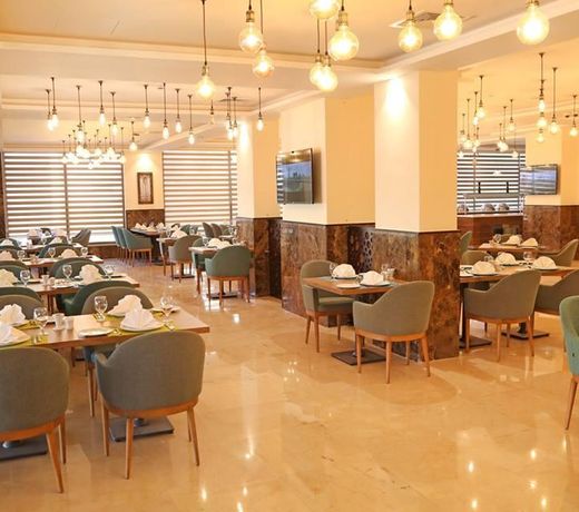 Lacosta Hotel