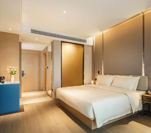 Atour Hotel Lashan High-Speed Railway Station