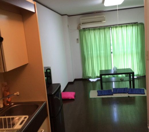 Takahata Apartment 105