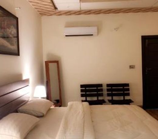 Fawn Lodge-2 Bedroom Private Portion-Wifi, AC, Cable Tv & Heating