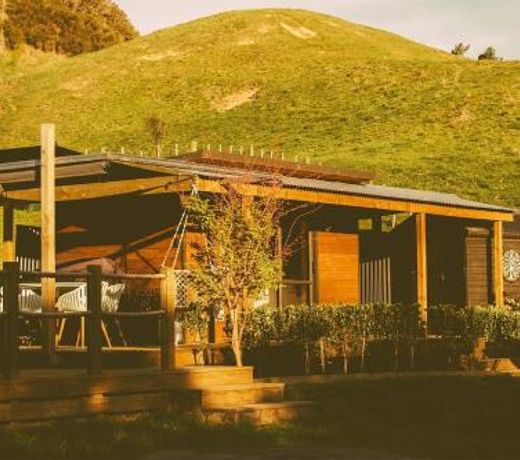 Luxurious Farm Cabin with Outdoor Bath