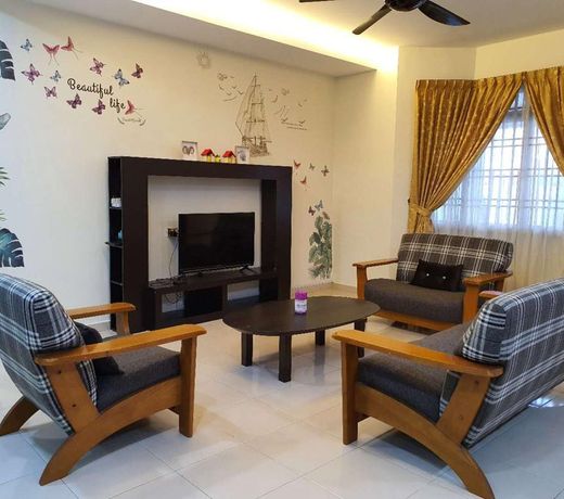 UTHM Parit Raja House