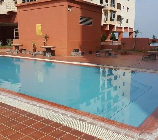 Guest house - River view Condominium c/w pool