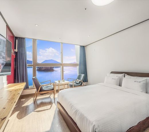 Tongyoung MartisBeach Pension