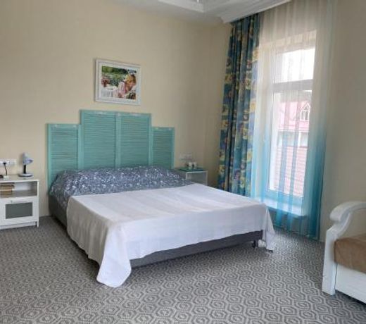 Ð¢ÑÐµÑÐ¼ÐµÑÑÐ½ÑÐ¸ Ð½Ð¾Ð¼ÐµÑ Ð² ÑÐ»ÐµÐ³Ð°Ð½ÑÐ½Ð¾Ð¸ Ð²Ð¸Ð»Ð»Ðµ Ñ Ð¼Ð¾ÑÑ