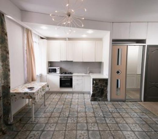 Apartment on Berezovaya 106