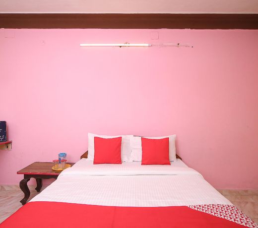OYO 39194 Hotel Ashoka