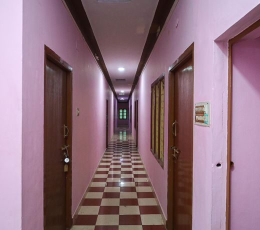 OYO 39194 Hotel Ashoka