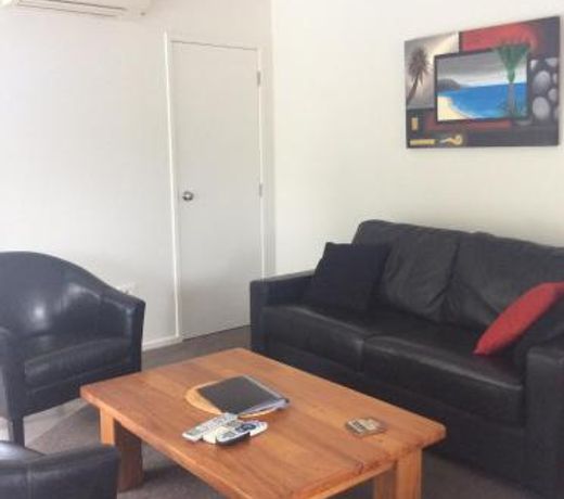 Airini Poolroom