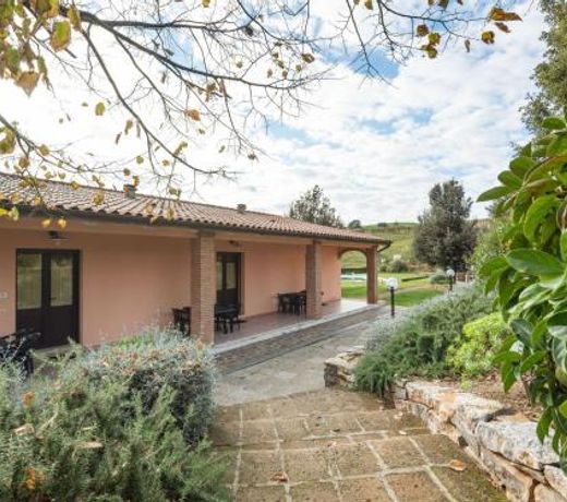 Alluring Holiday Home in Rispescia with Roofed Terrace