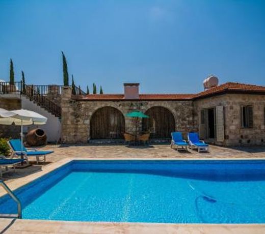 Gujadani Villa
