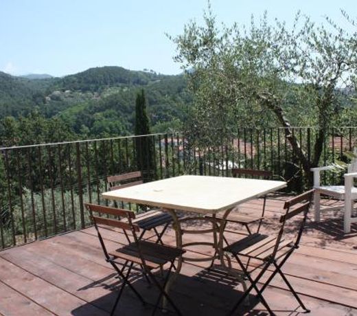 Castelnuovo Magra Apartment Sleeps 4 Pool WiFi