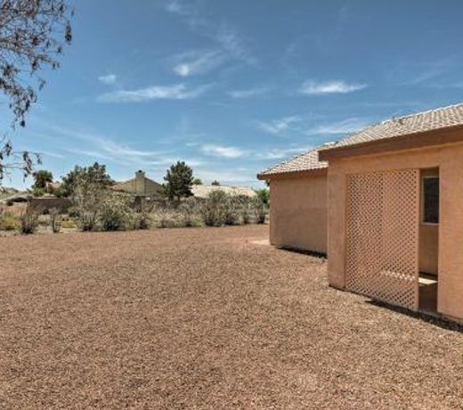 Peaceful Fort Mohave Home 6 Miles Colorado River!