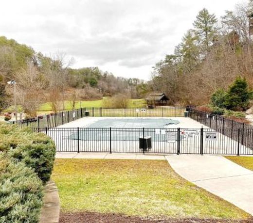 Timber Wheat Retreat - Hot Tub, Community Pool, Game and Theater Room